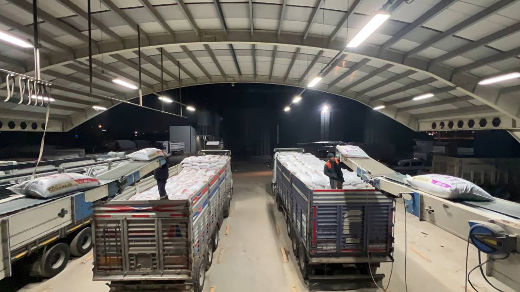 Hatay’da gönülleri fetheden Konya, depremzedeleri yalnız bırakmayacak 3